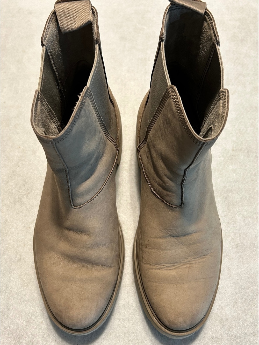 Timberland Women's Chelsea Boots Size 9 US / 7 UK in Beige Leather